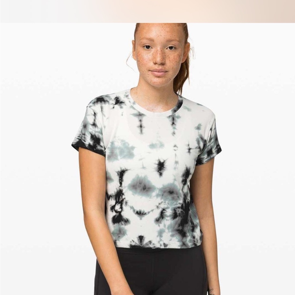 lululemon athletica Black and Gray Tie-Dye Tee